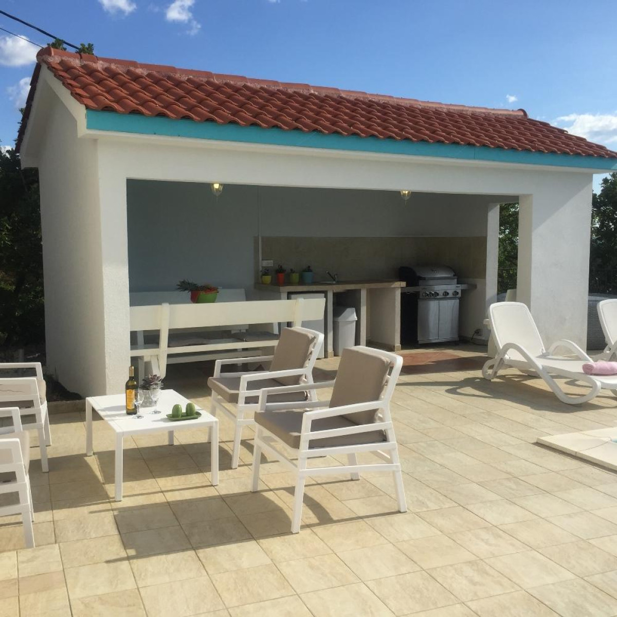 Villa Aqua