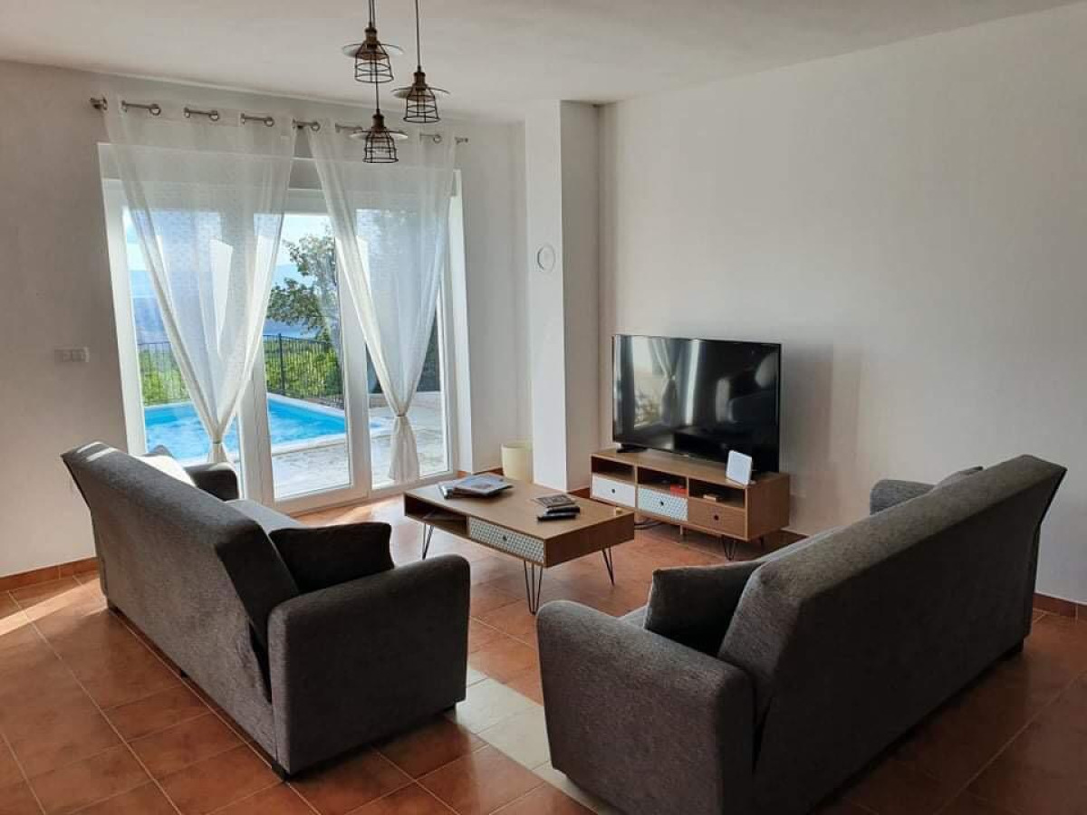 Villa Aqua