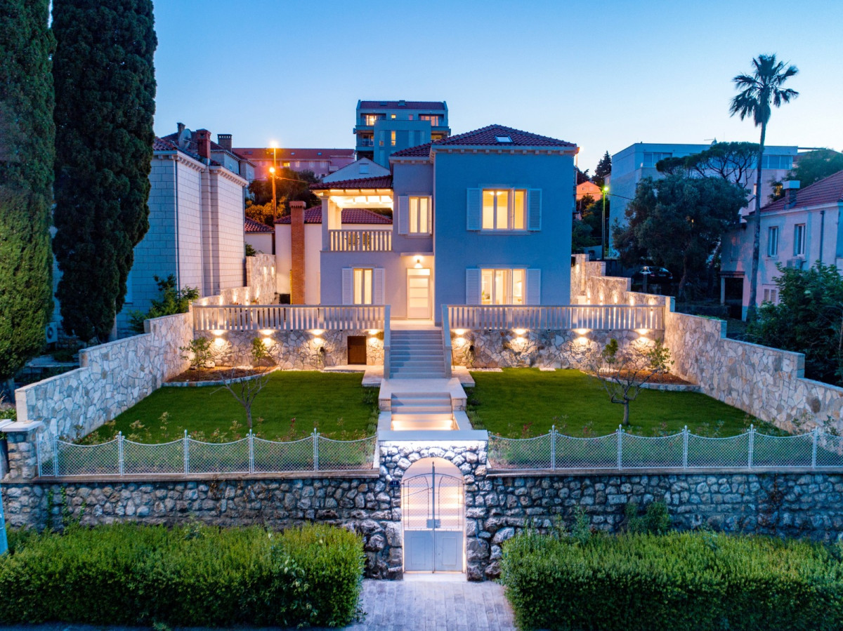 Villa Aria