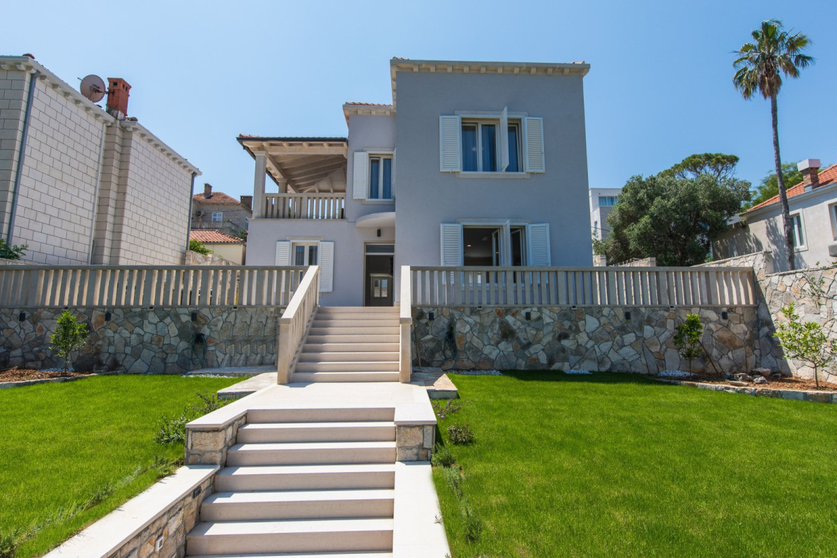 Villa Aria