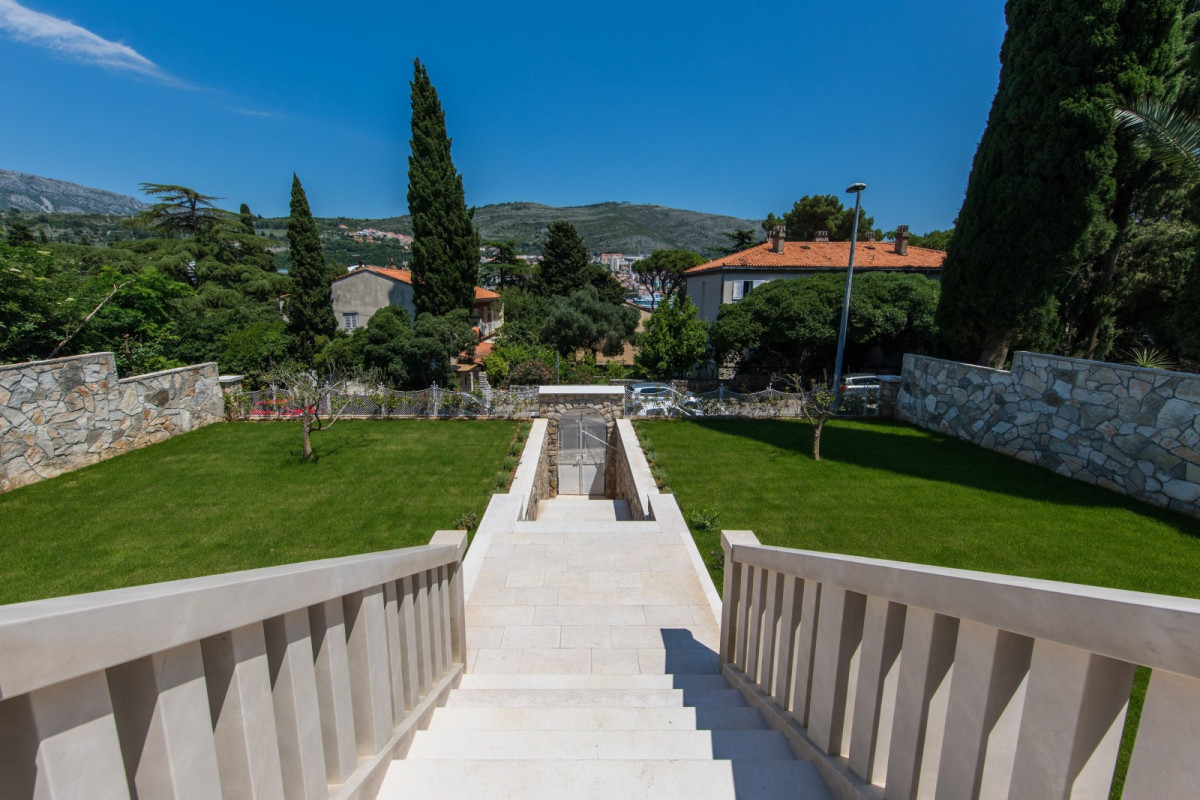 Villa Aria