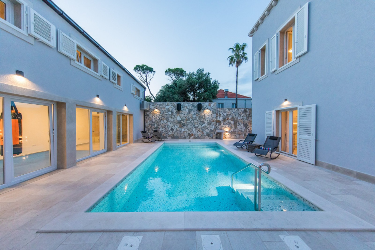 Villa Aria