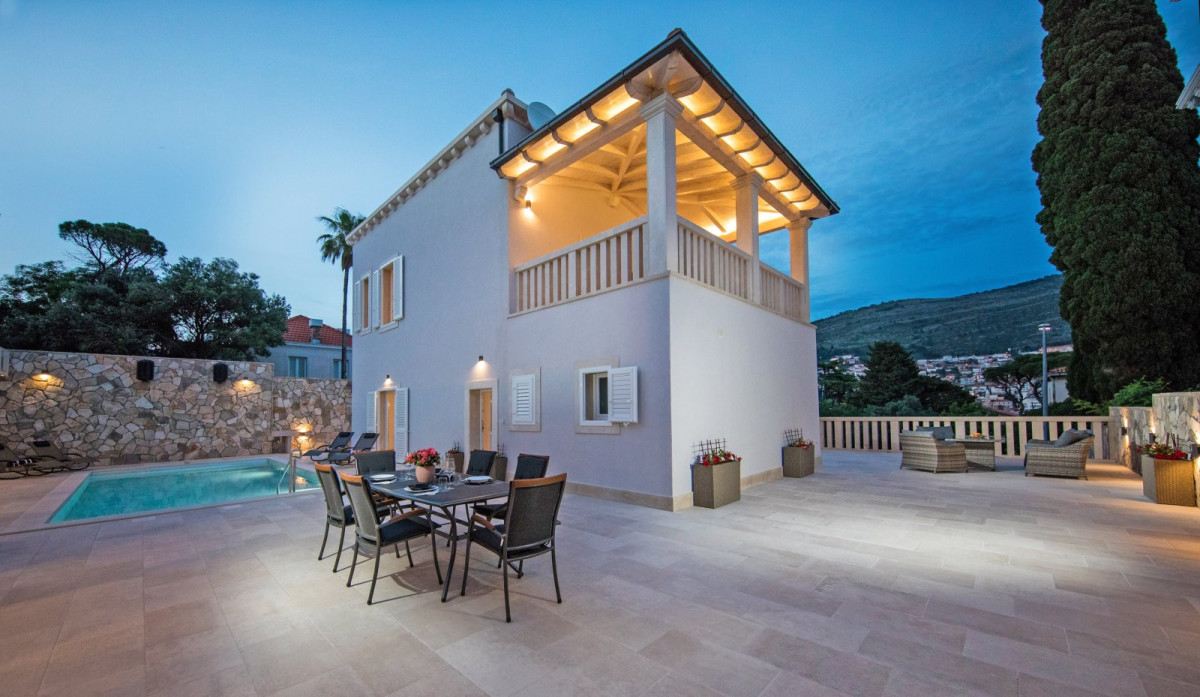 Villa Aria