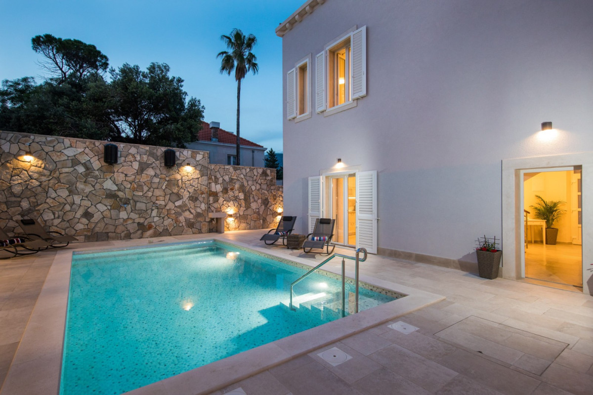 Villa Aria