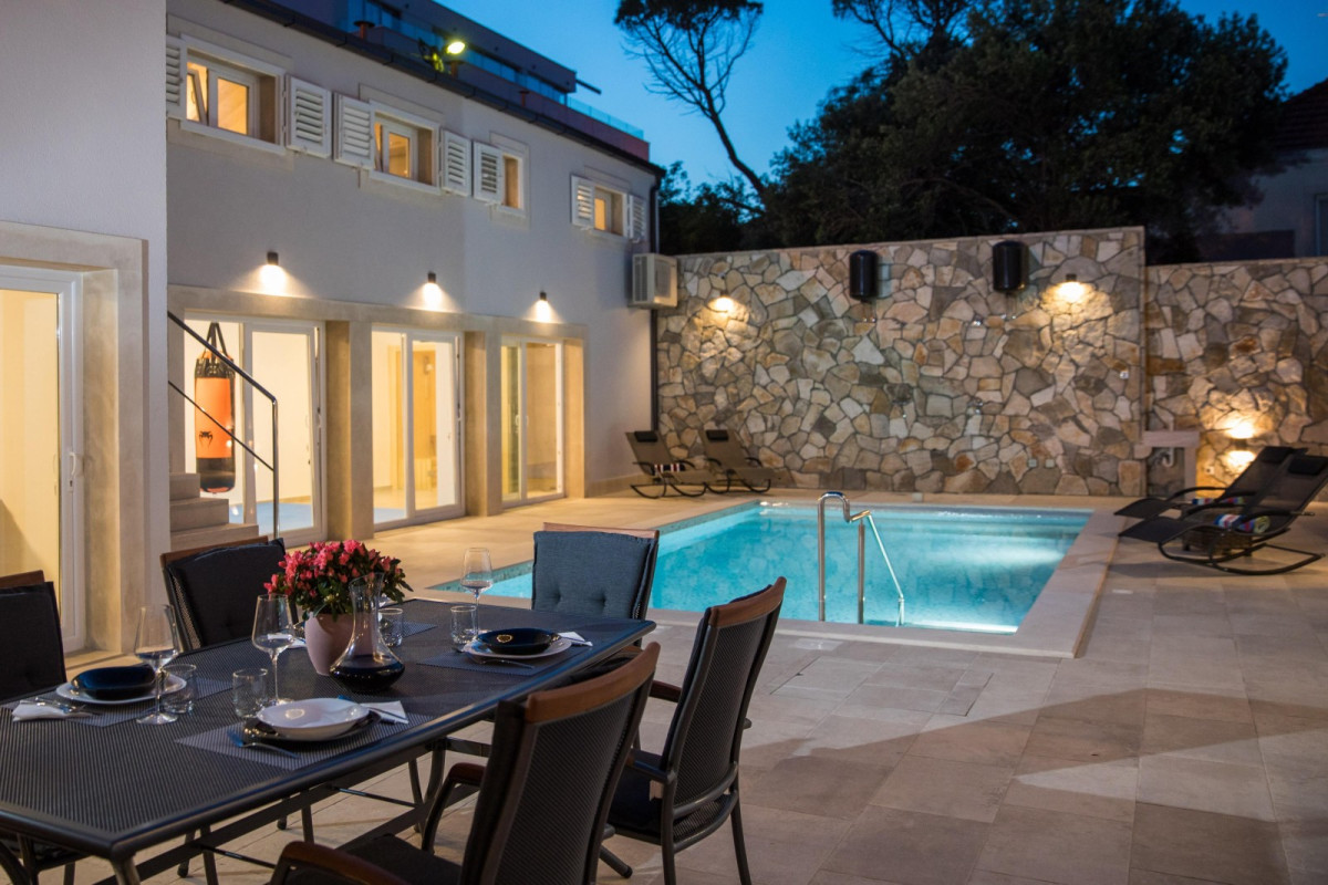 Villa Aria