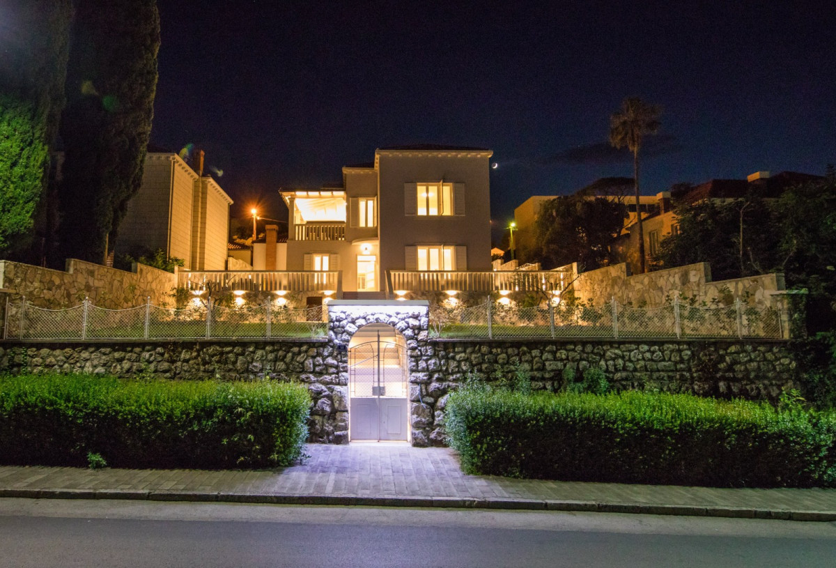 Villa Aria