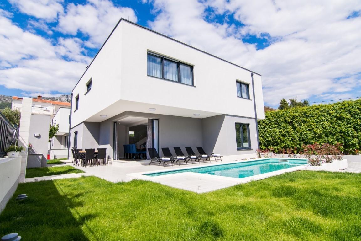 Villa South Split