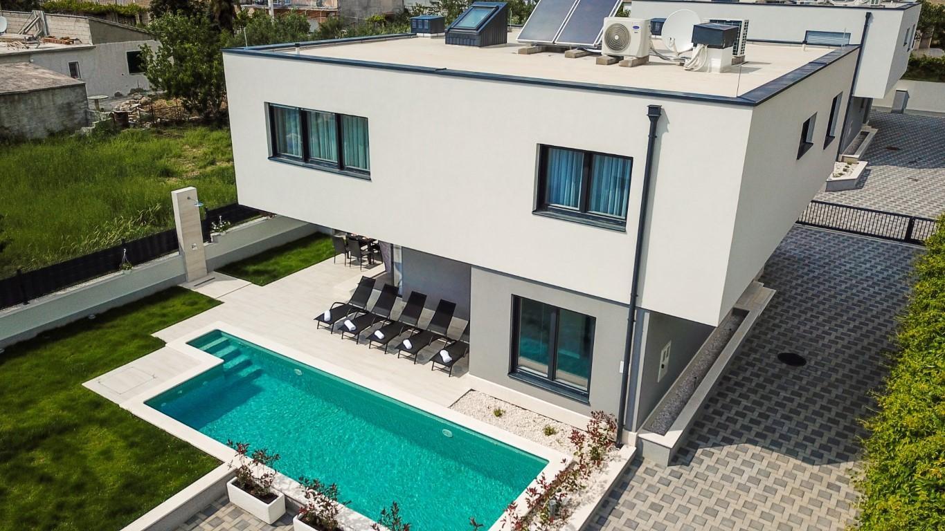 Villa South Split