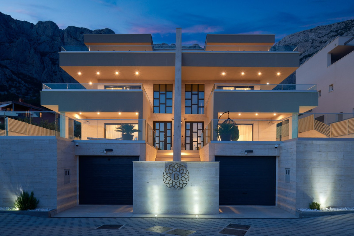Villa Sun I & II