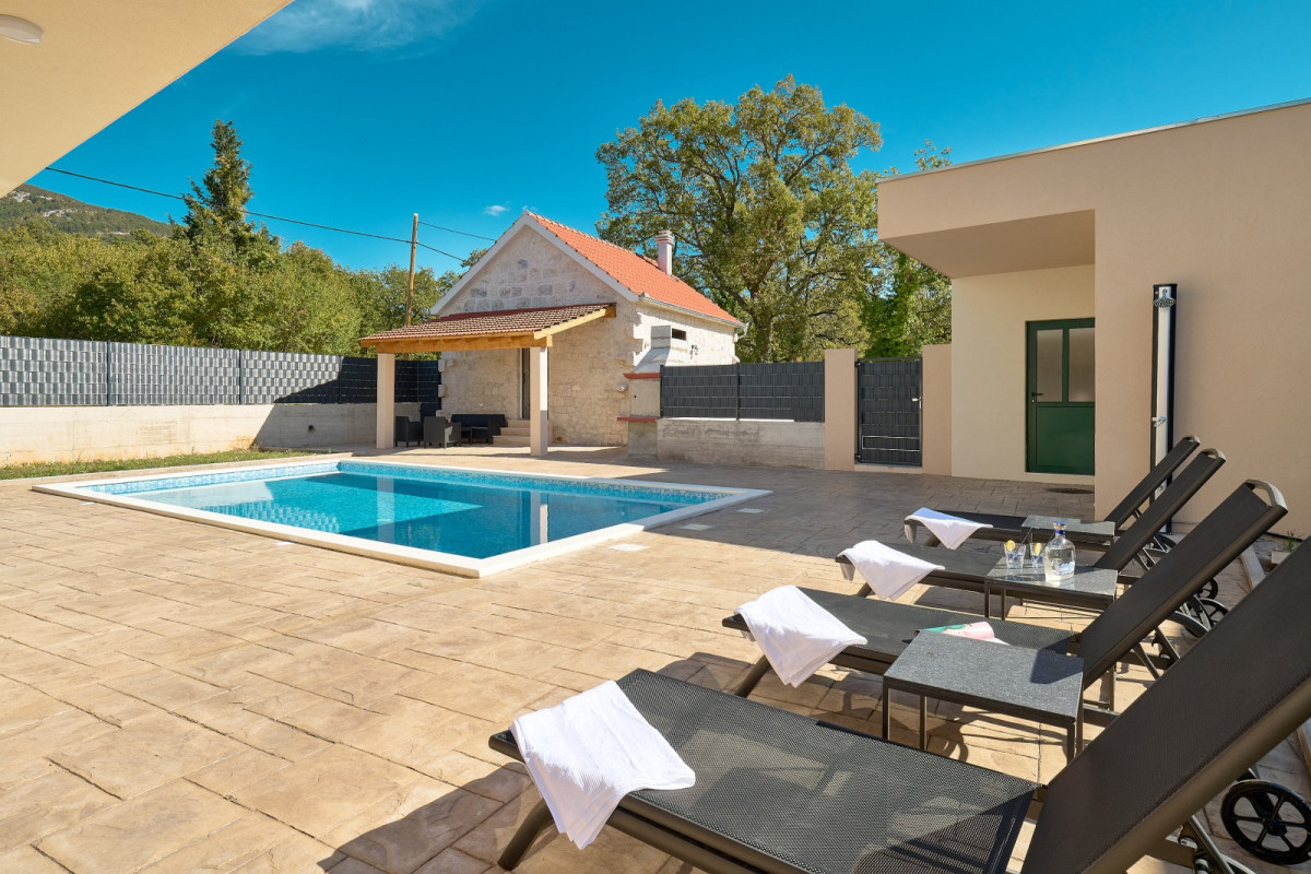 Villa Starlight
