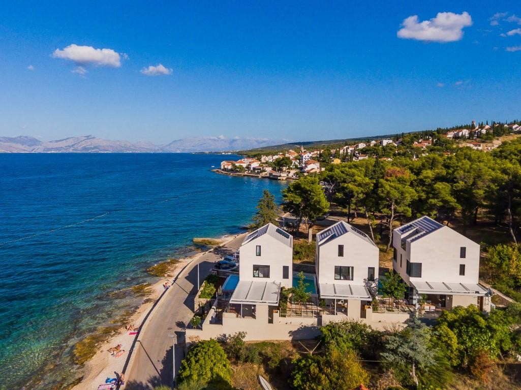 Beachfront luxury villa on Brac