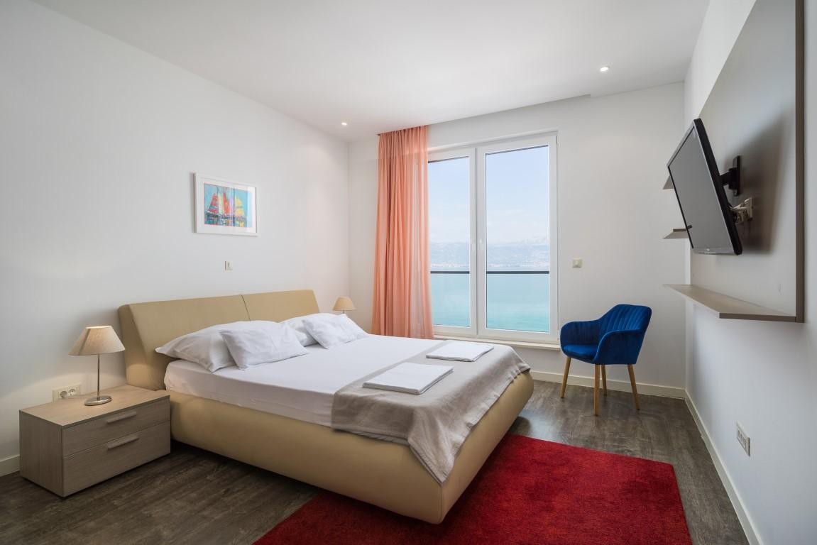 Beachfront villa Kate A