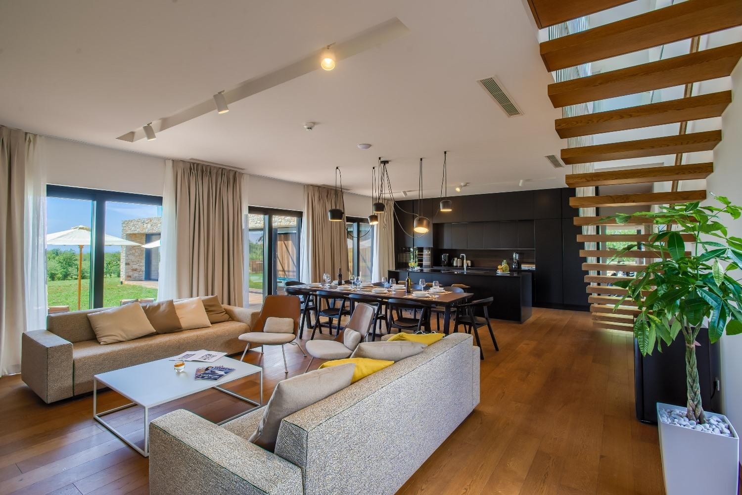 Villa Yellow Tree Baderna