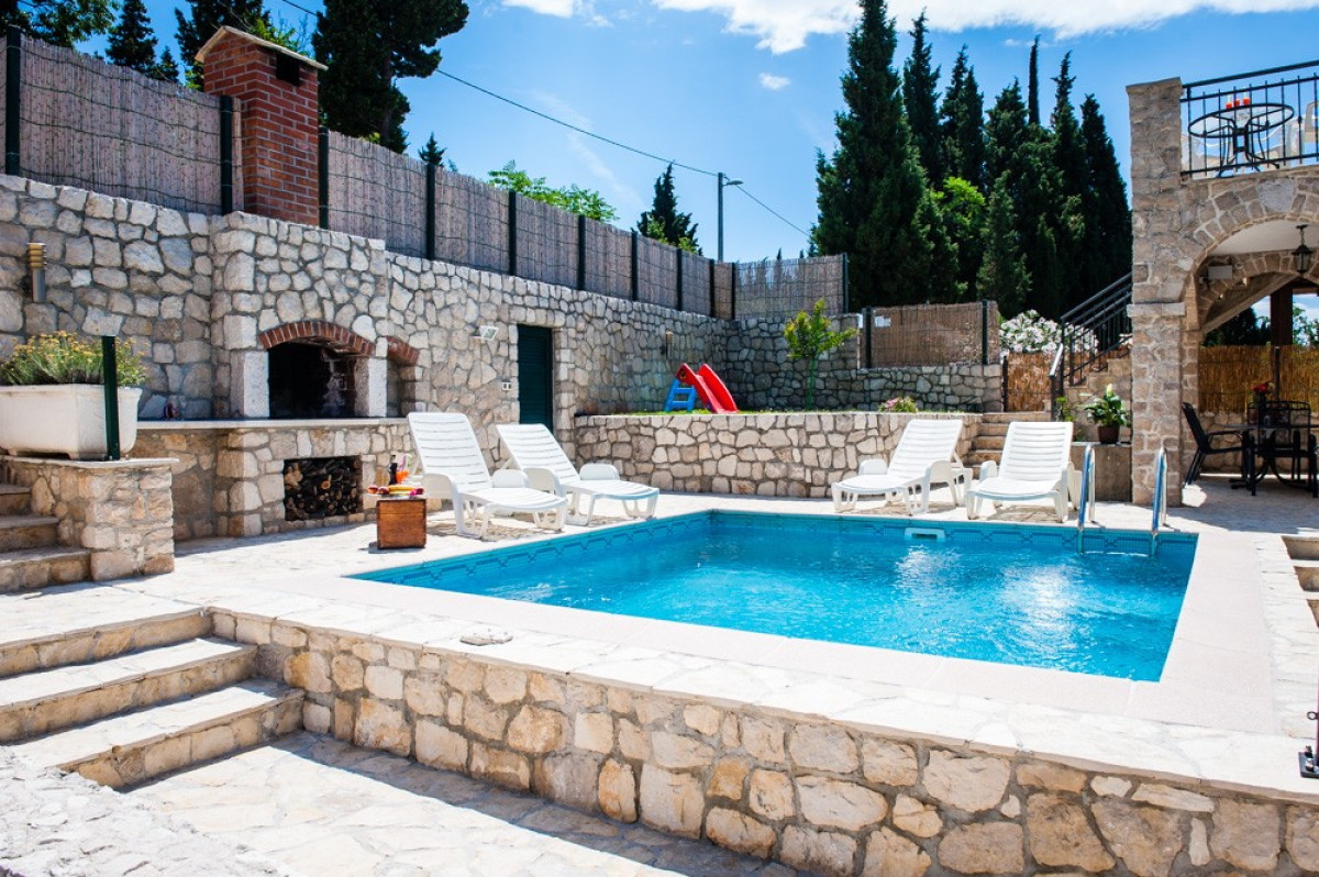 Villa Kameni Dvori