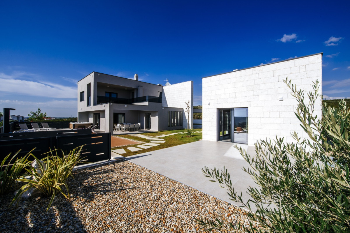 Villa Maluja