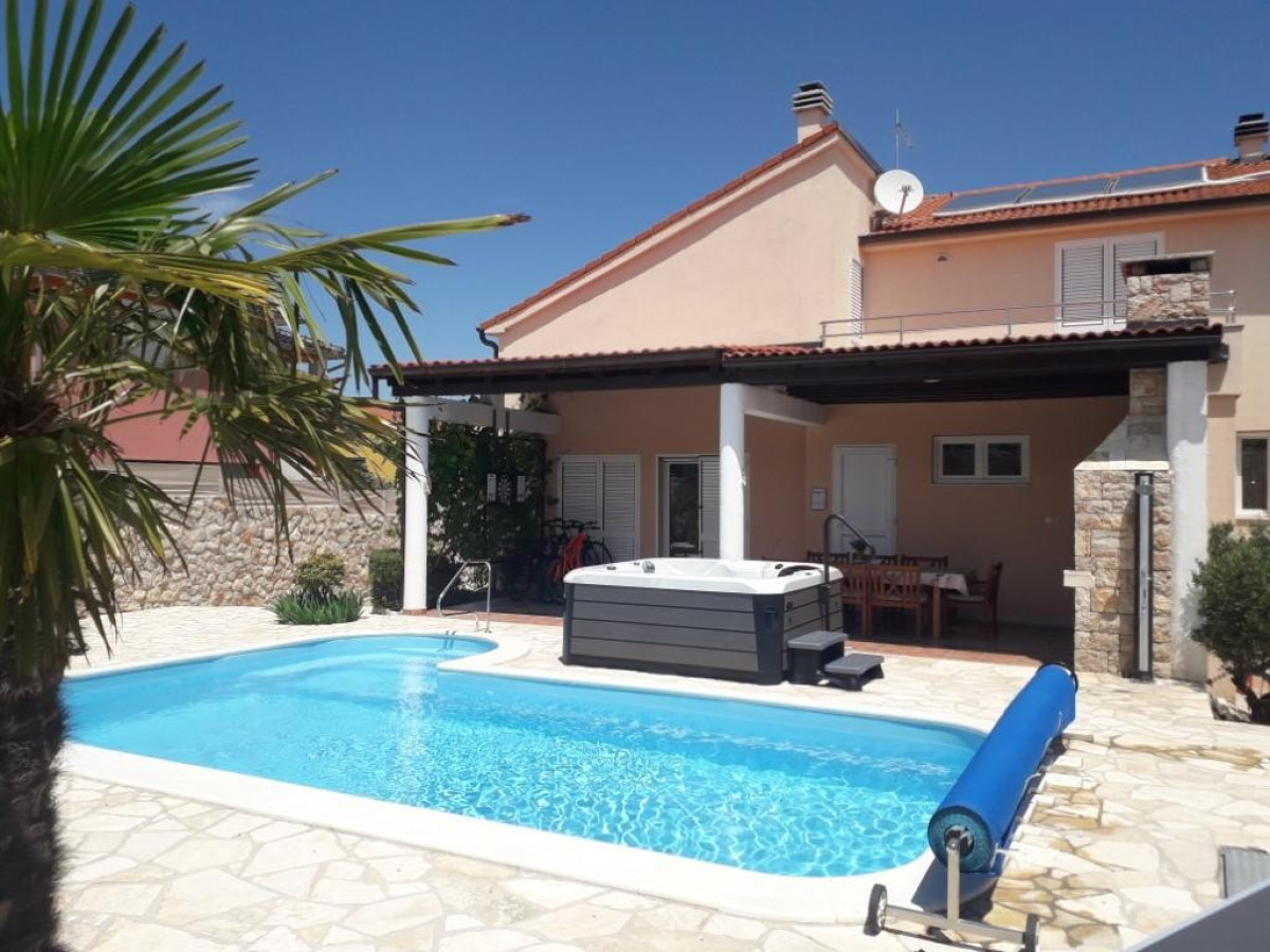 Villa Cherry in Murter