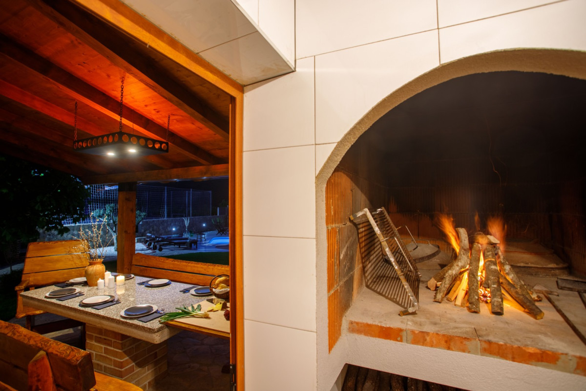 Villa Stone House Korita