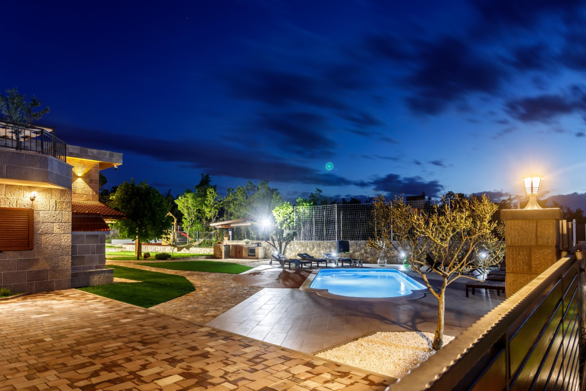 Villa Stone House Korita