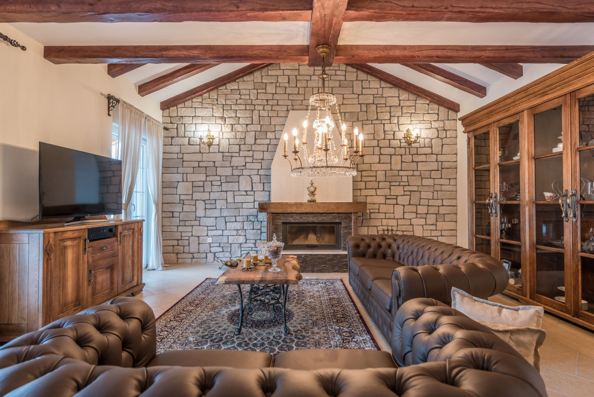 Villa Mek