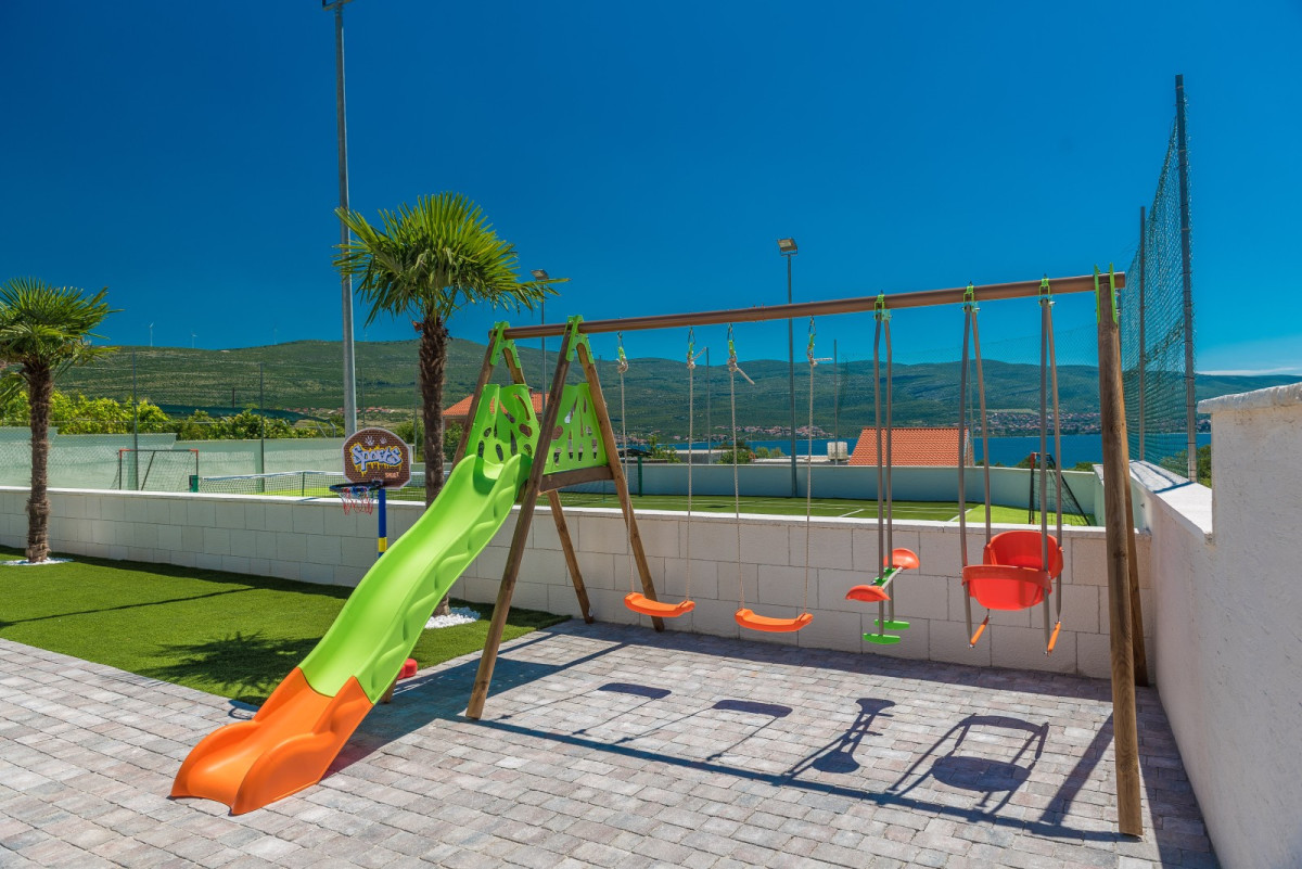 Villa Mek