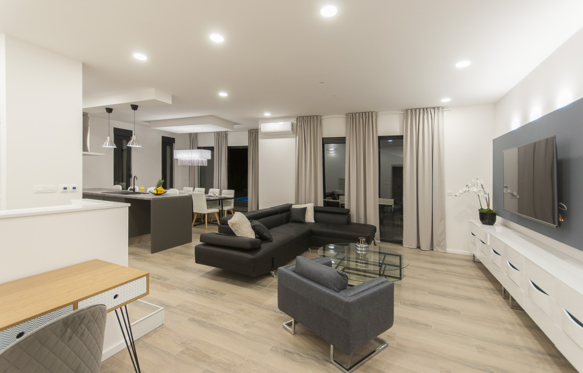 Villa EB