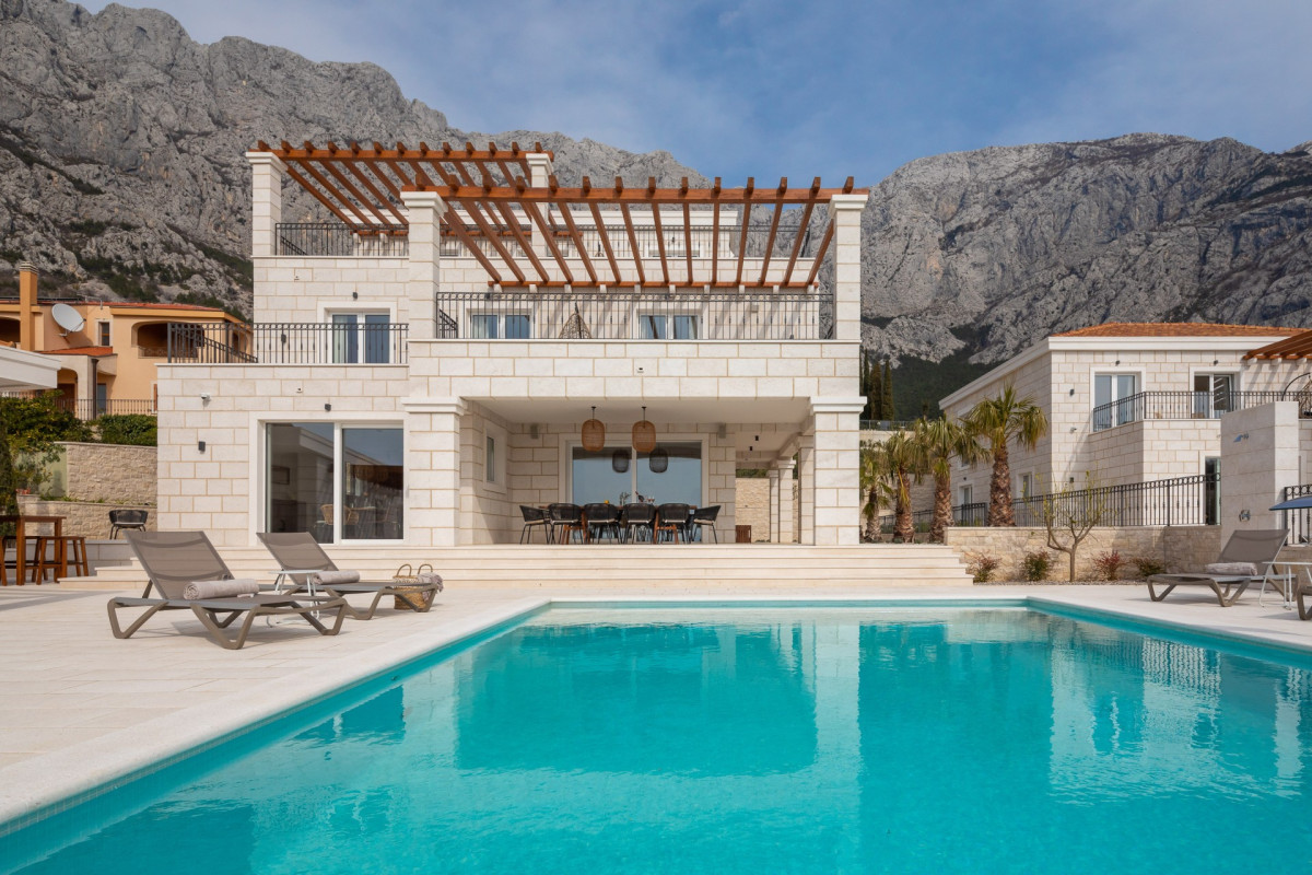 Villa Salvina & Vespera
