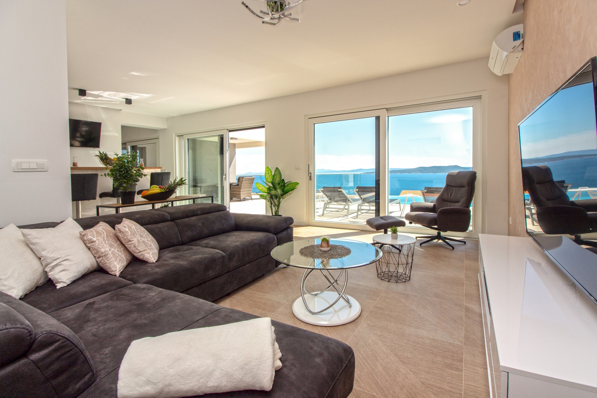 Seaview Villa Fama in Pisak