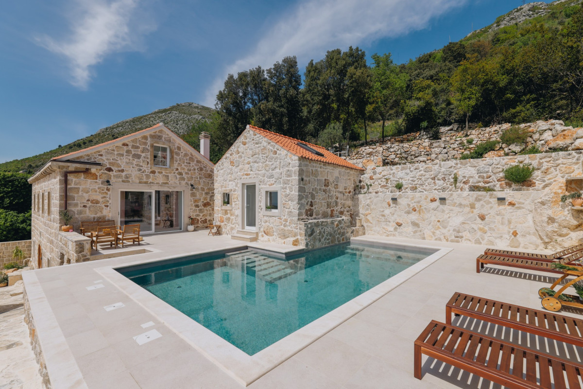 Stone House Villa Si