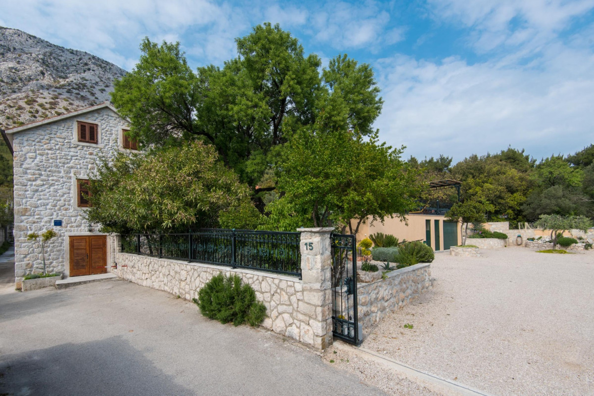 Villa Andro