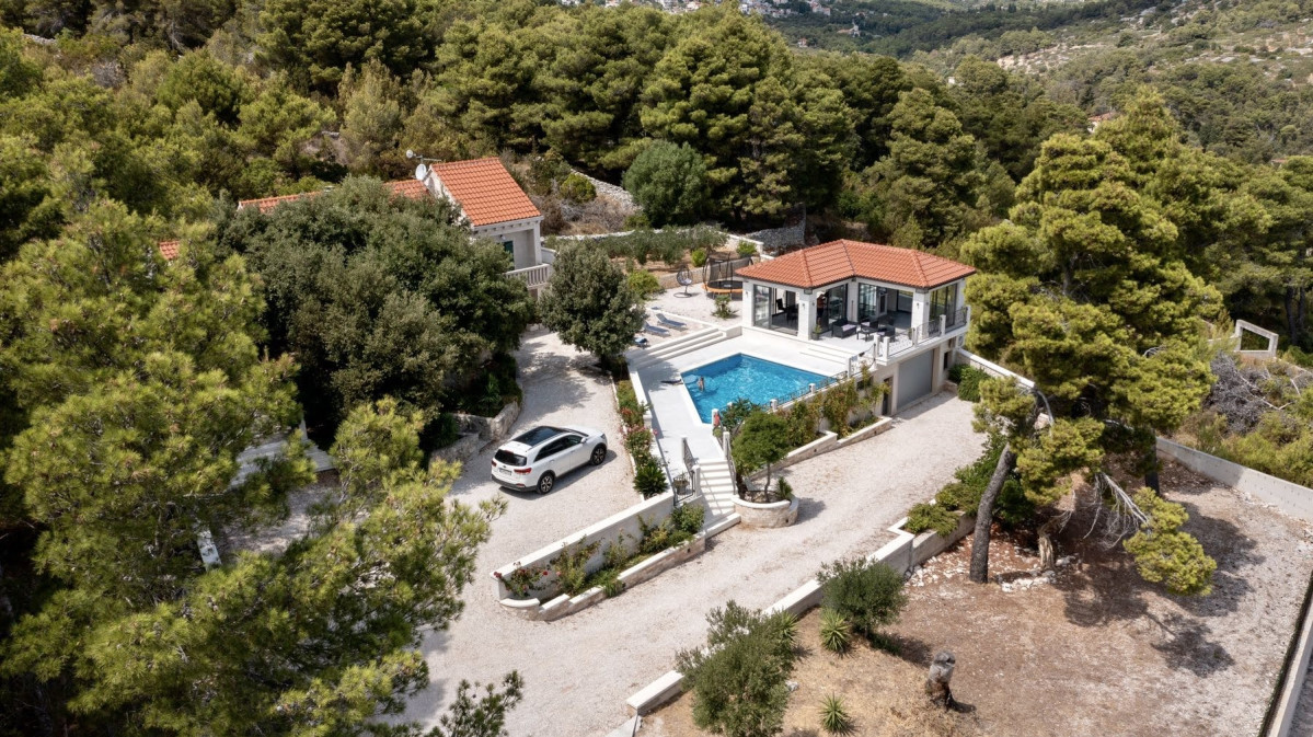 Villa Diamond Island