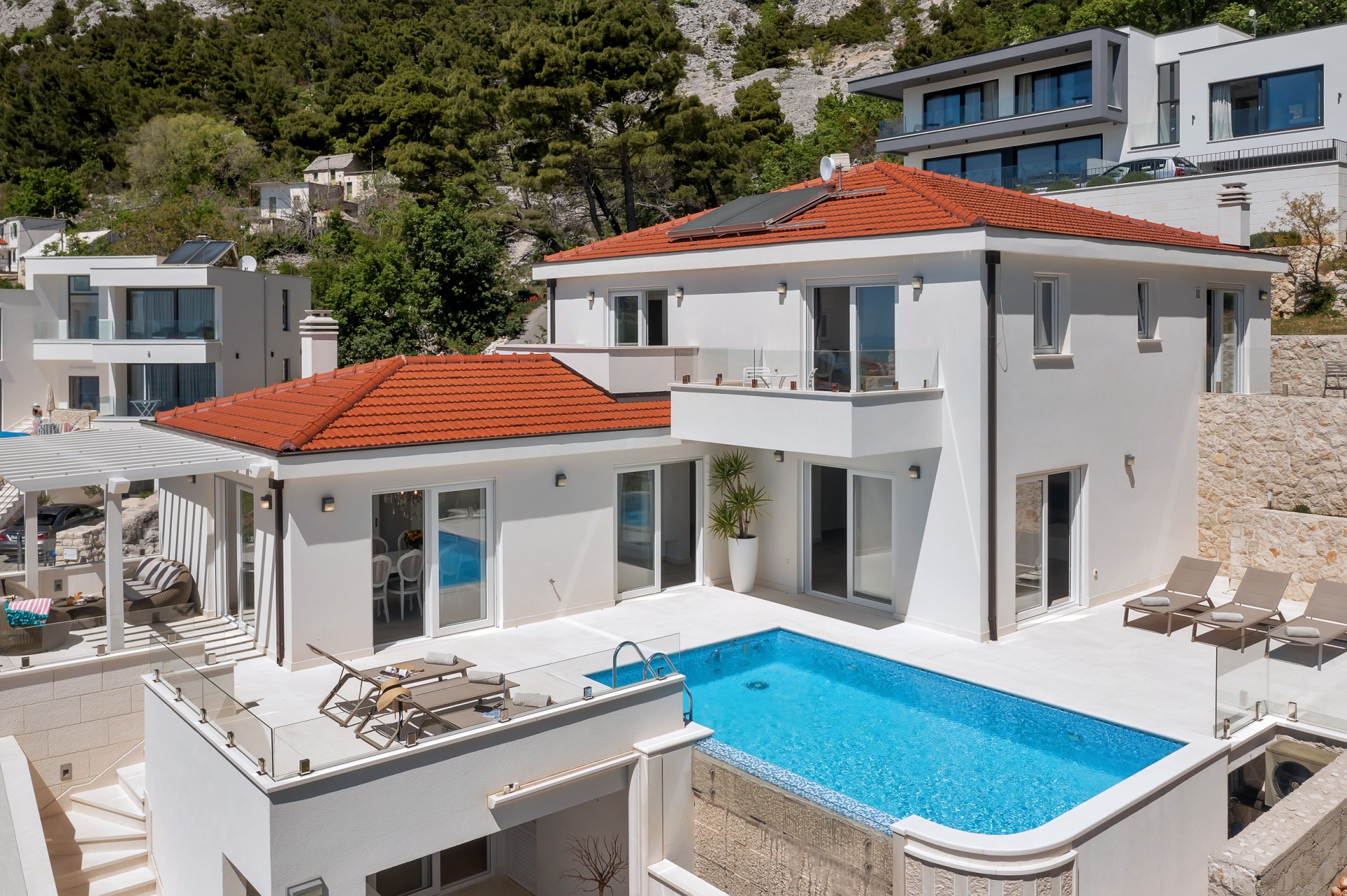 Hilltop Villa Prestige in Makarska