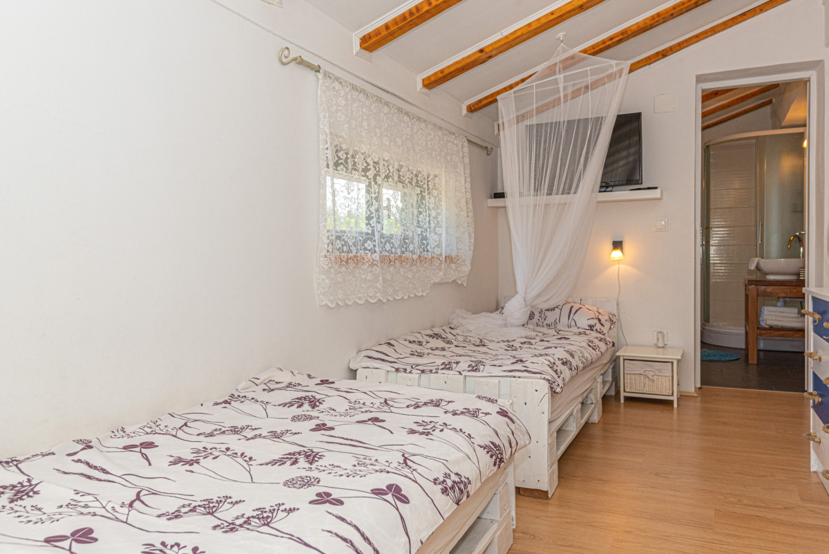 Villa Okit