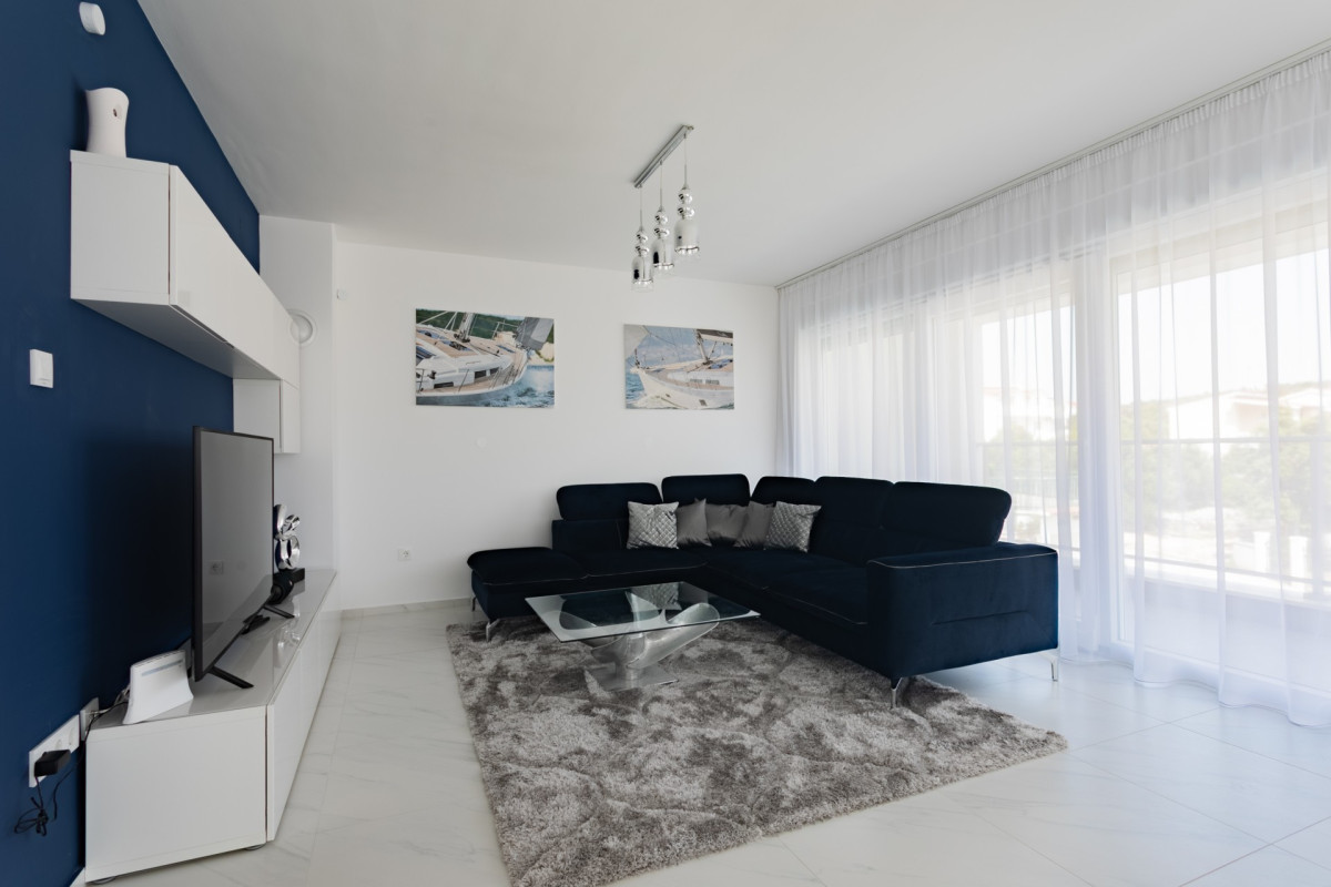 Villa Compass