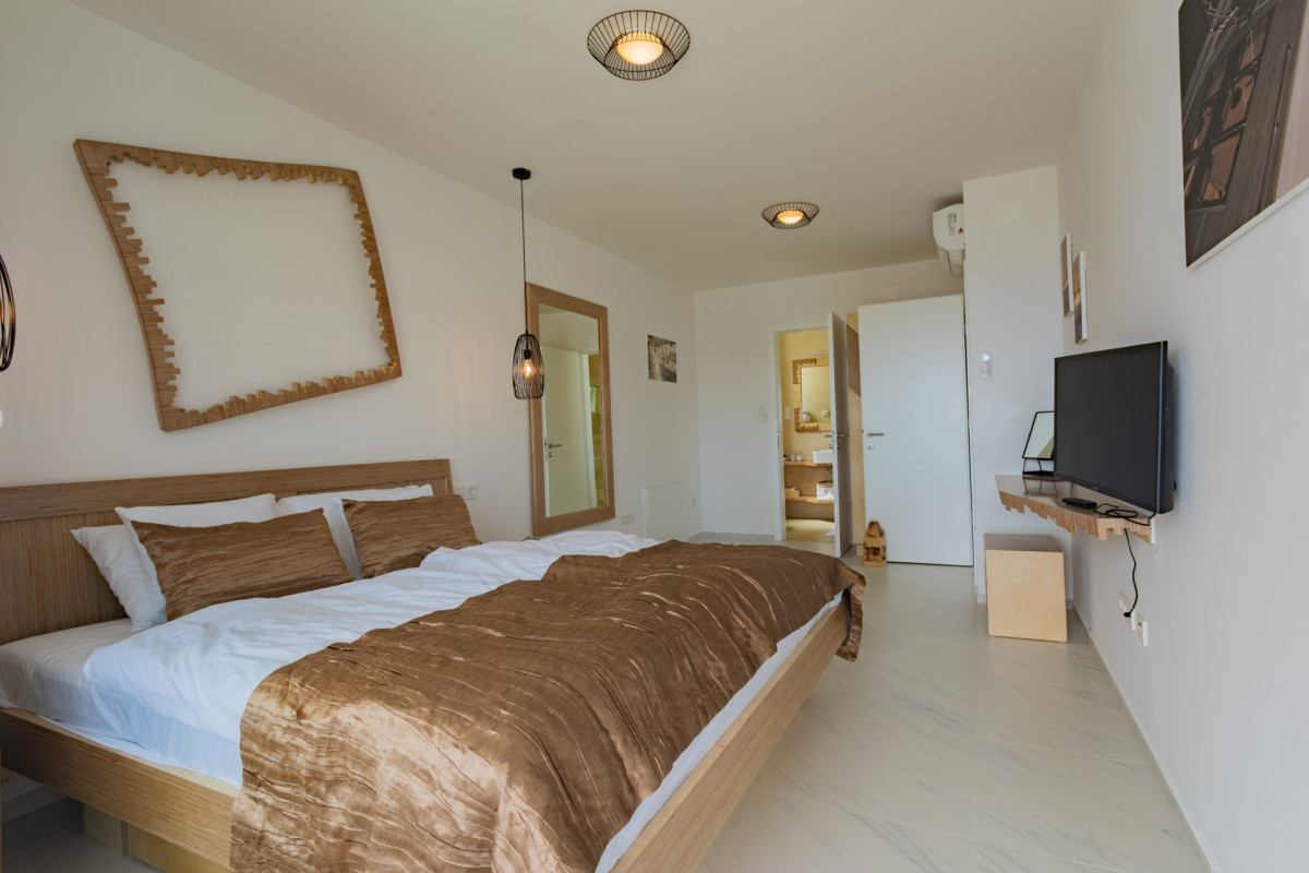 Villa Compass