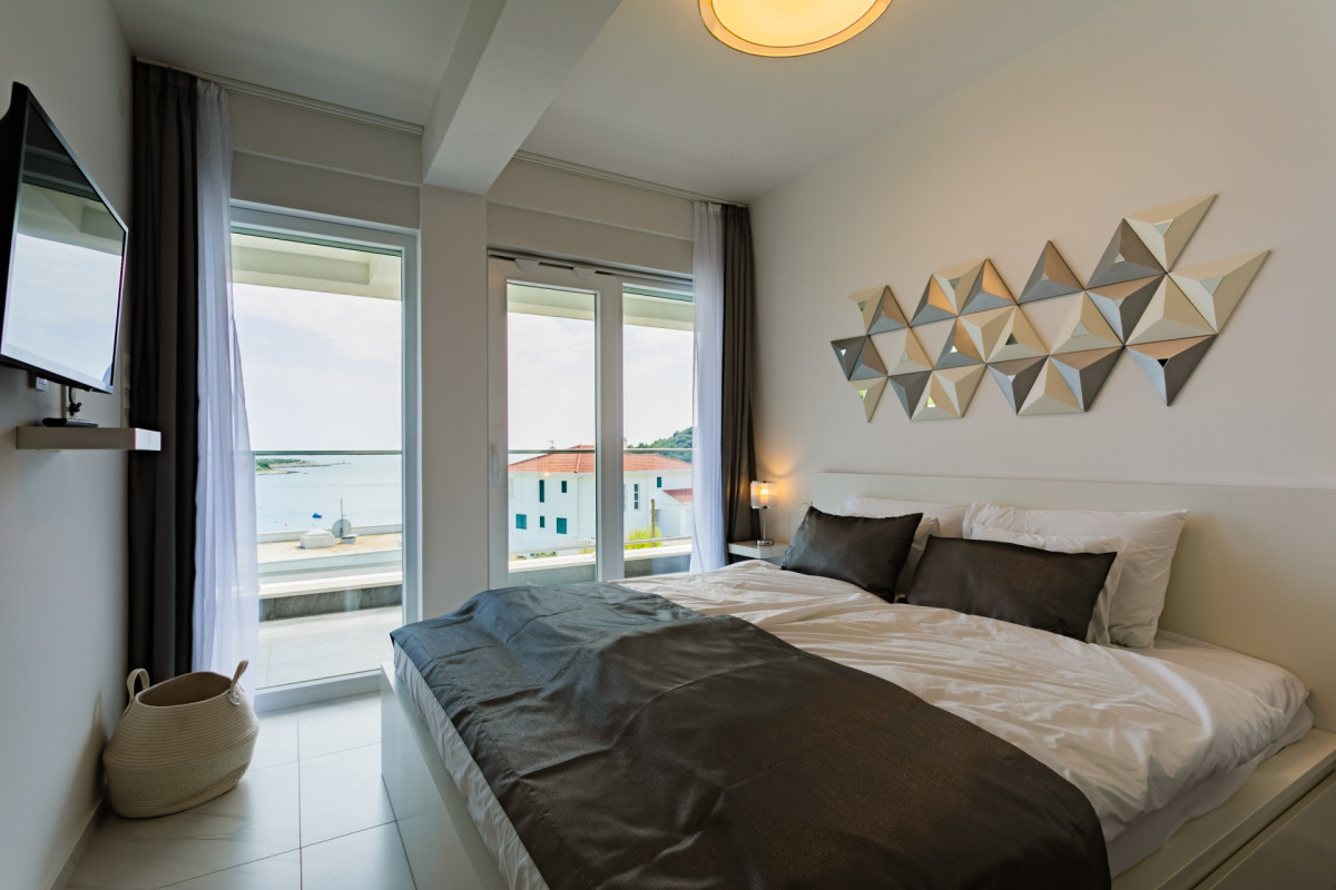 Villa Compass