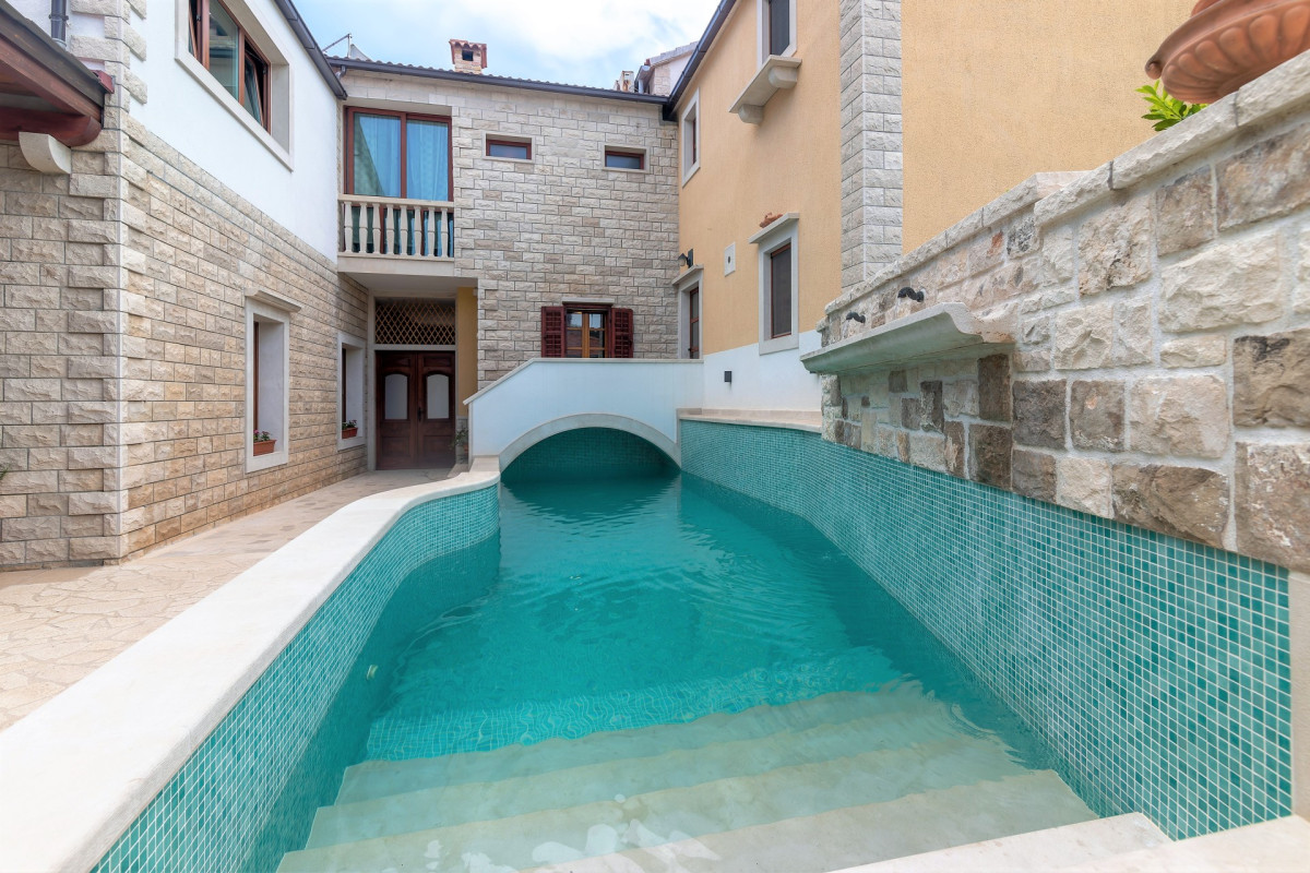 Villa Laurus