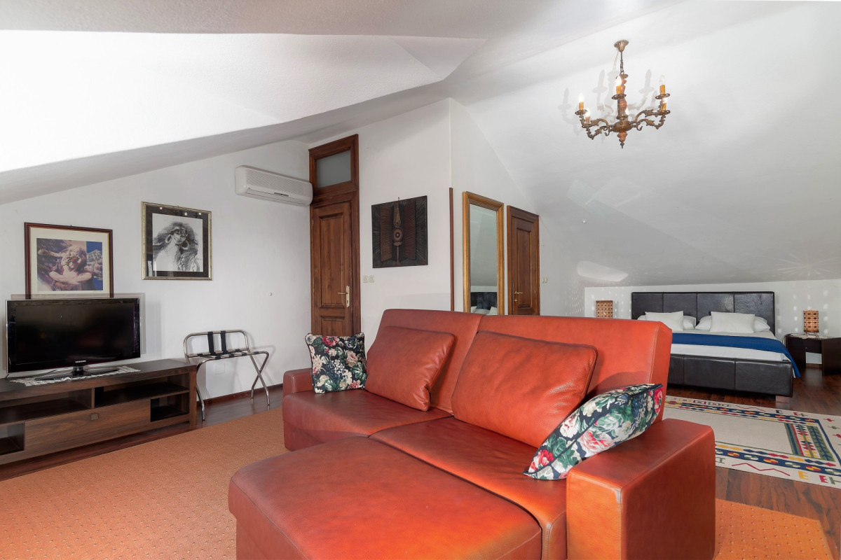 Villa Laurus