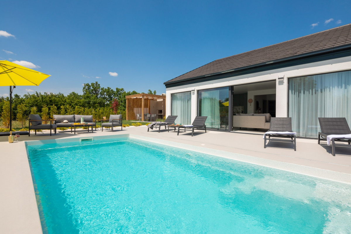 Villa Bandelli with Spa