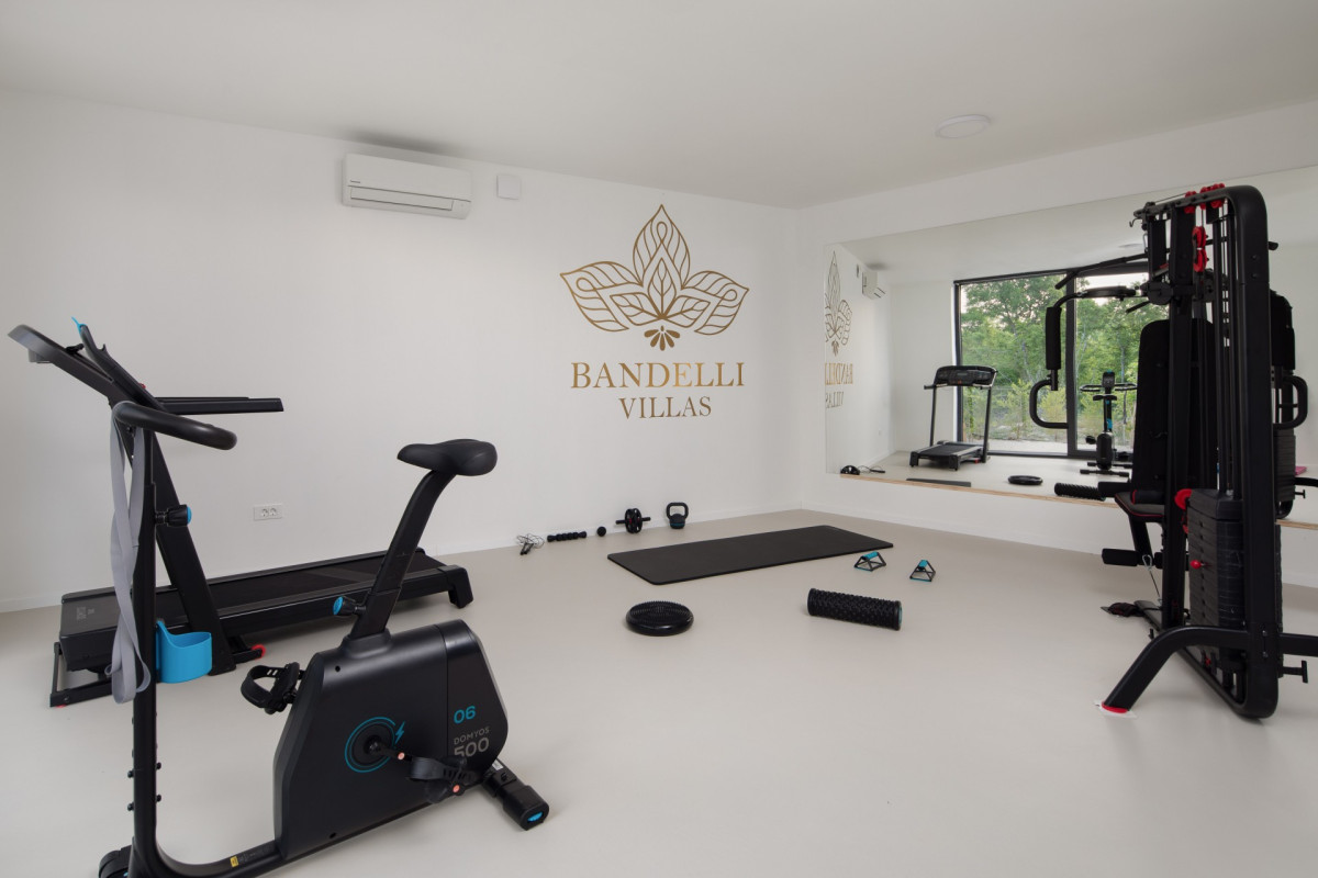 Villa Bandelli with Spa