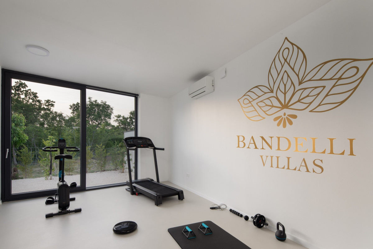 Villa Bandelli with Spa