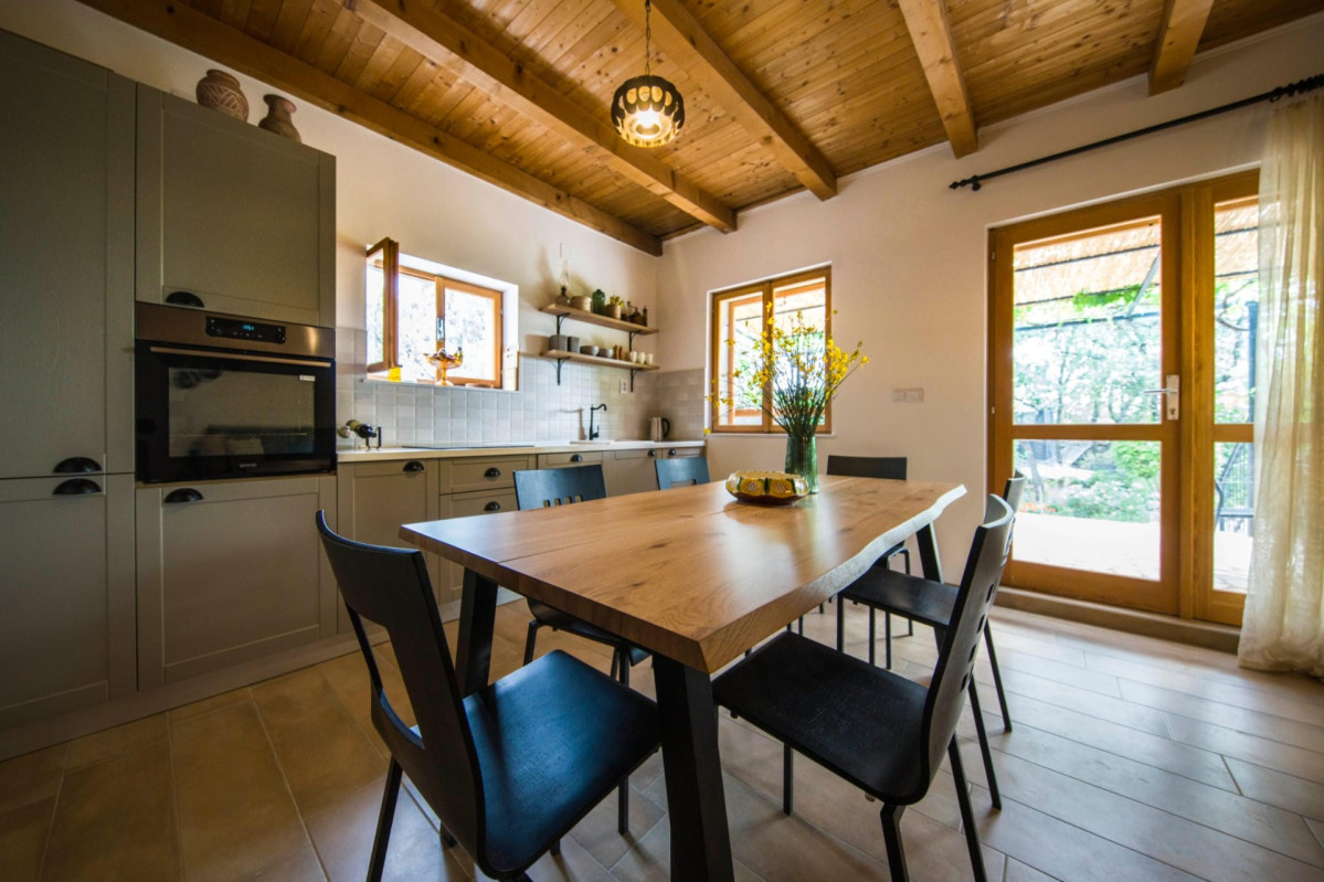 Villa Holiday Home Bujur