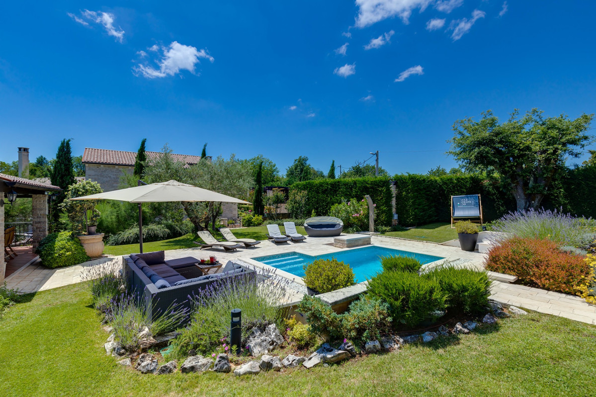 Villa Experience