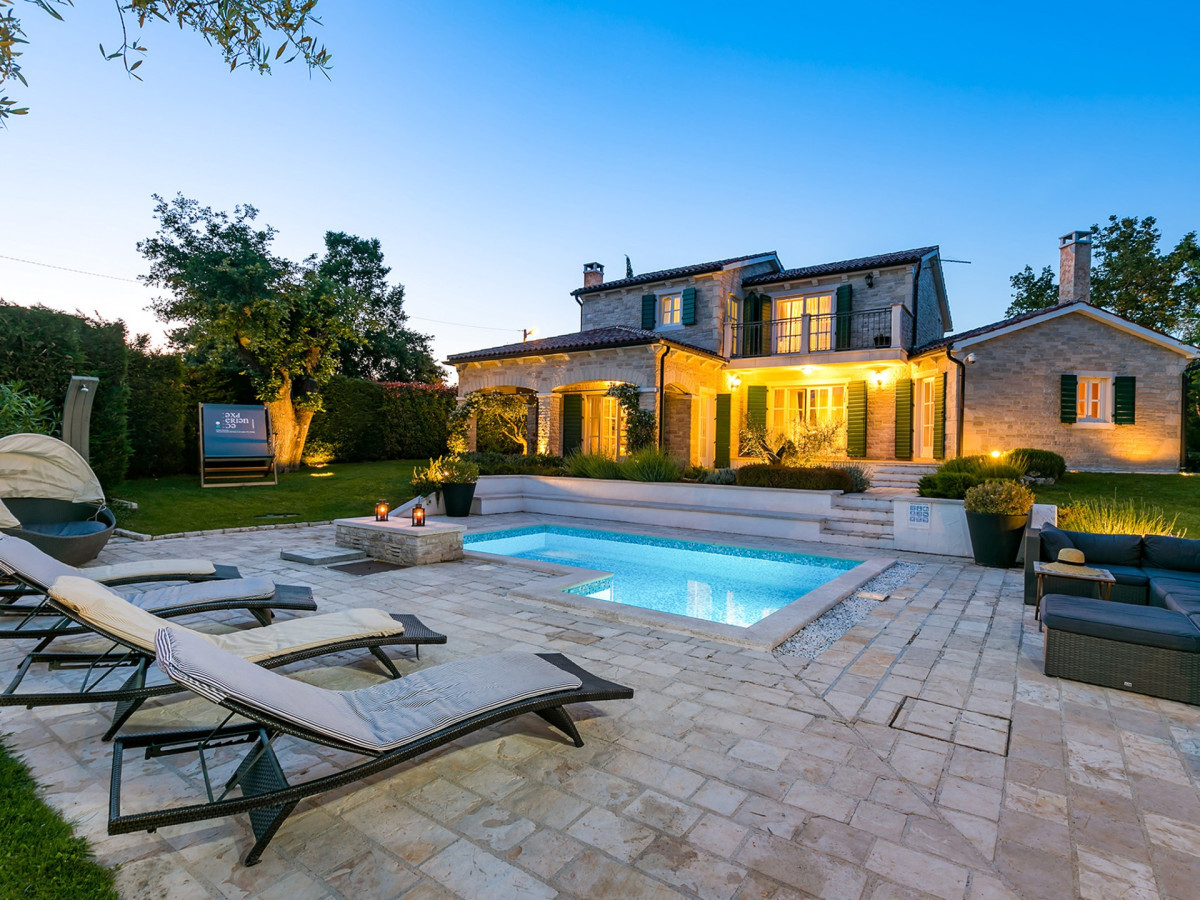 Villa Experience