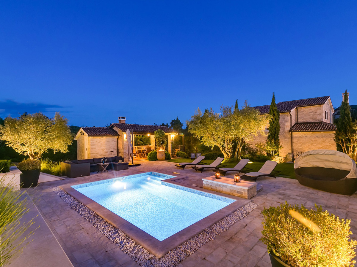 Villa Experience