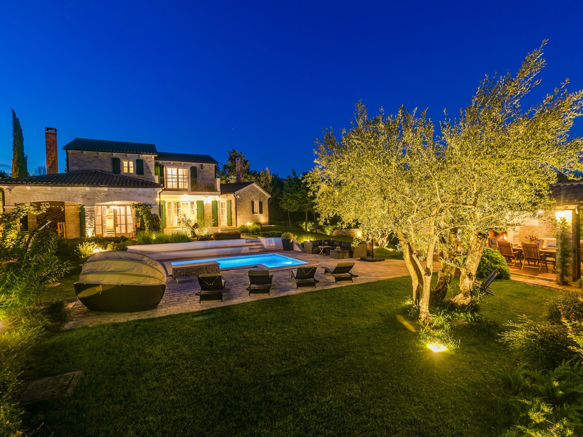 Villa Experience