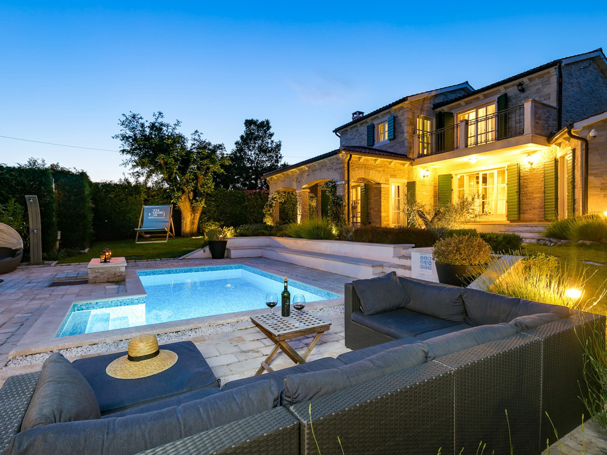 Villa Experience