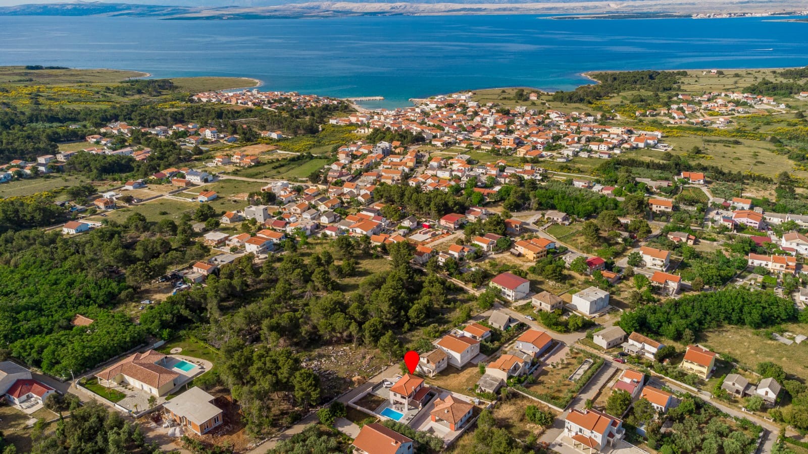 Ville Nero on Vir Island