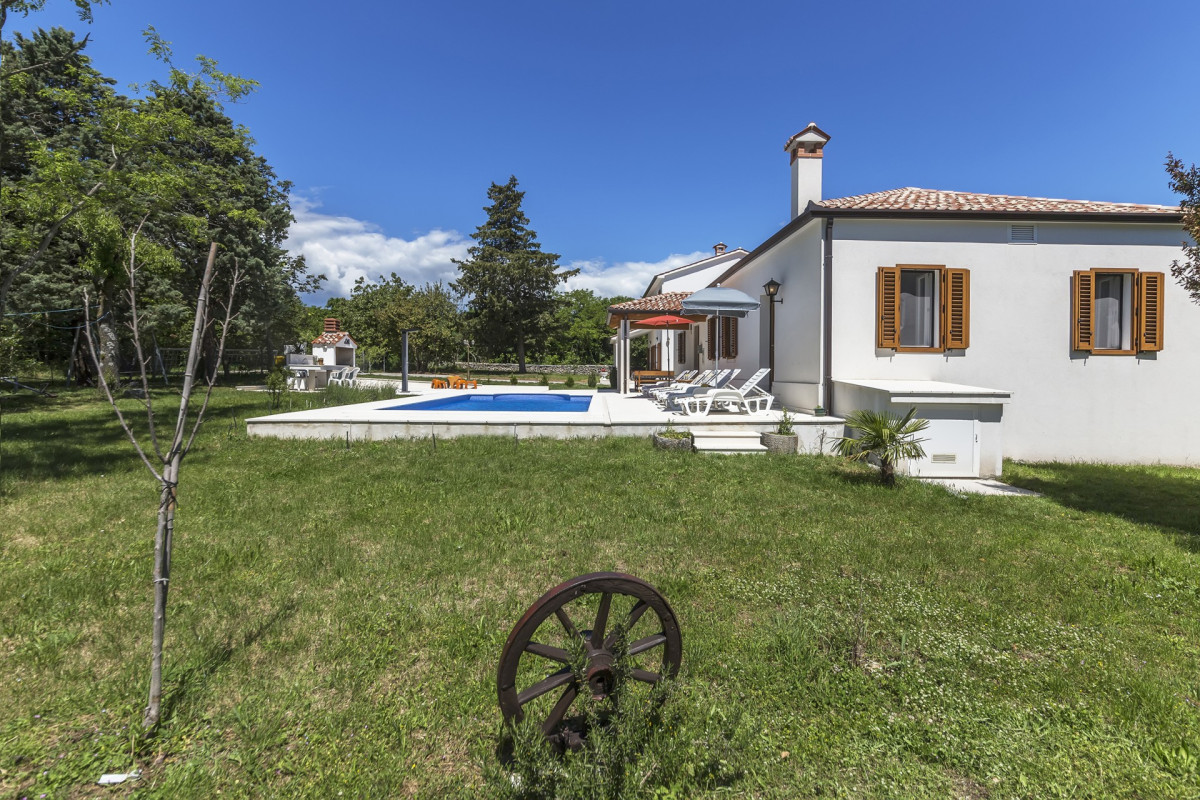 Villa Ana