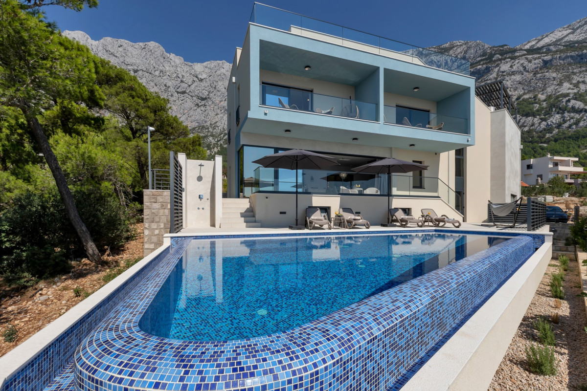 Villa Basak