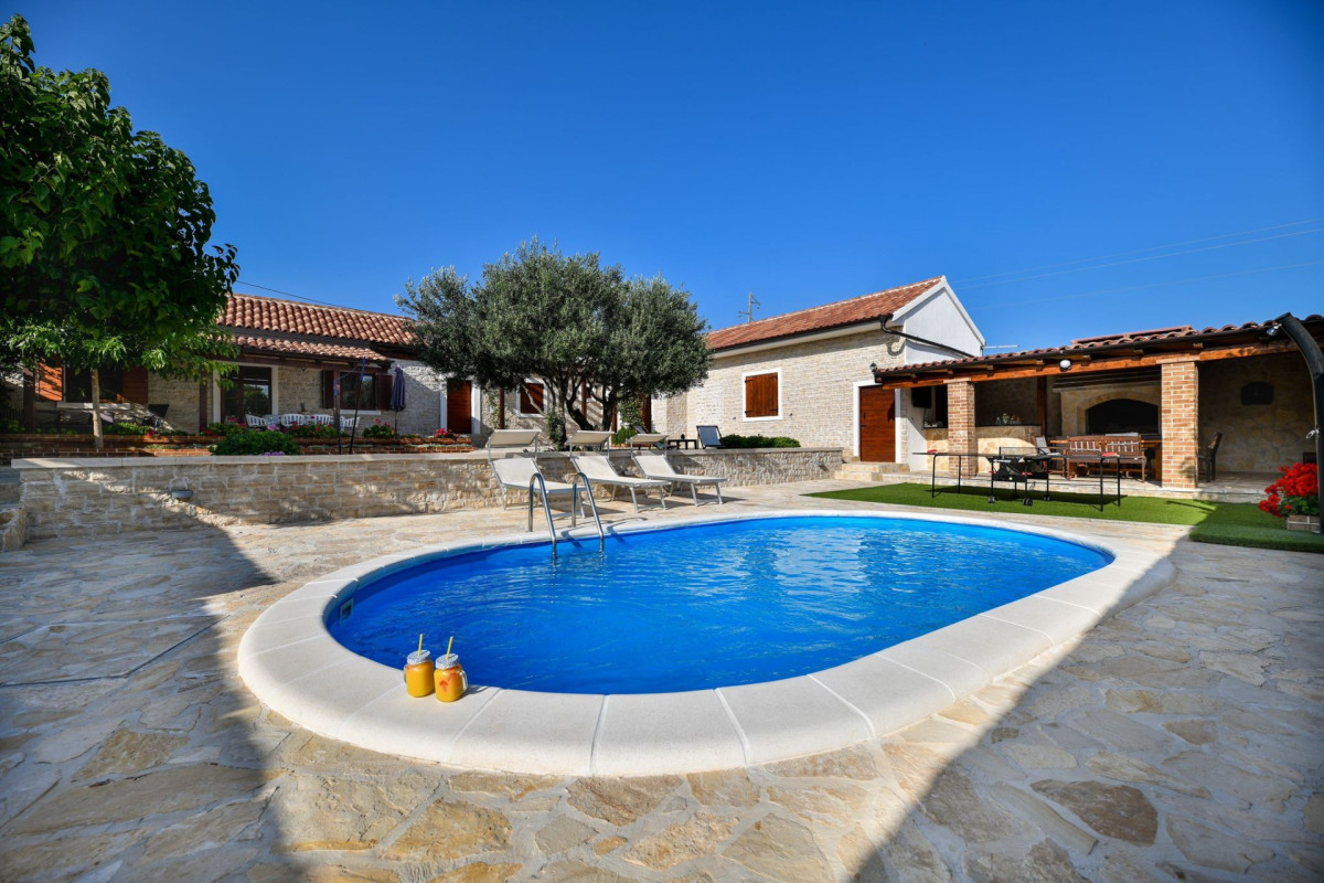 Villa Nela